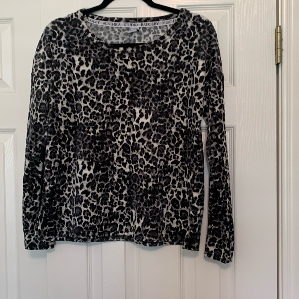 Studio Badgley Mischka Top Black And White Print